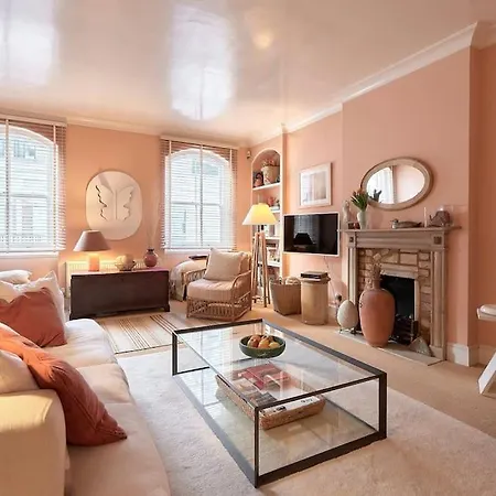 A Perfect Treasure Of A Home In Knightsbridge